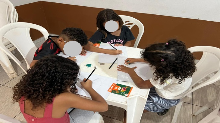 CRAS_Mifrantes_Atividades Crianças_001.jpeg