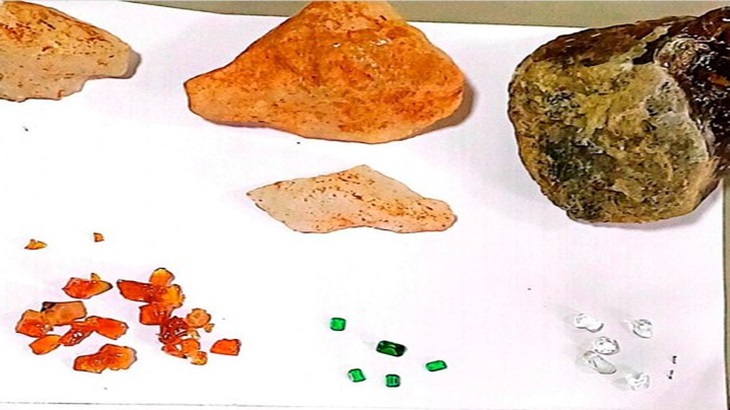 PRF_Pedras Prciosas_002.jpg