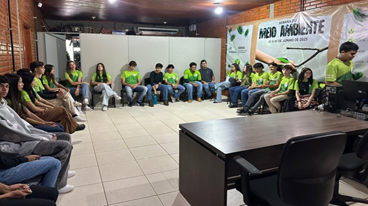 Semeia-Alunos IFRO_Visita_002.jpg